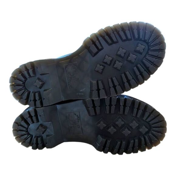 Dr. Martens Devon Flower Buckle Leather Platform Boots Women's Size 8 NWB Black - Picture 8 of 9